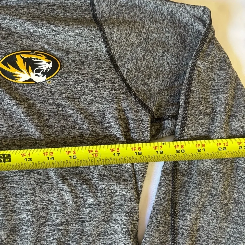 Nike Dri-FIT Women’s Mizzou Tigers Quarter Zip Pullover Gray Long Sleeve Size L